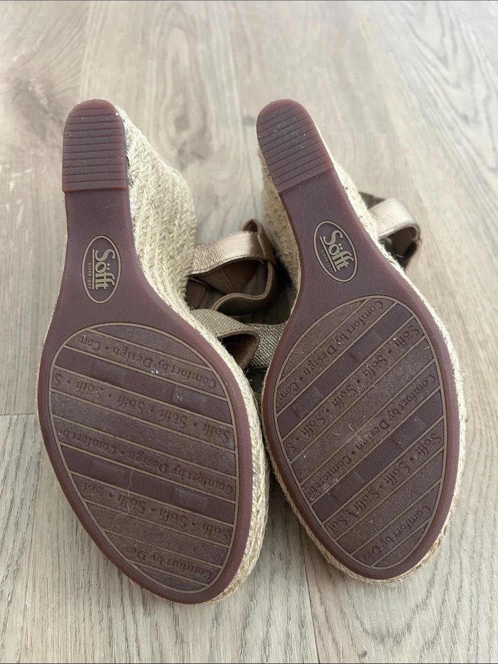 Sofft Perla Gold Espadrille Wedge Comfort Sandal Size 9.5 EUC